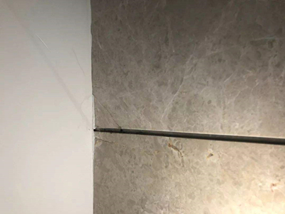 新買的二手房瓷磚空鼓怎么辦？需要重貼嗎